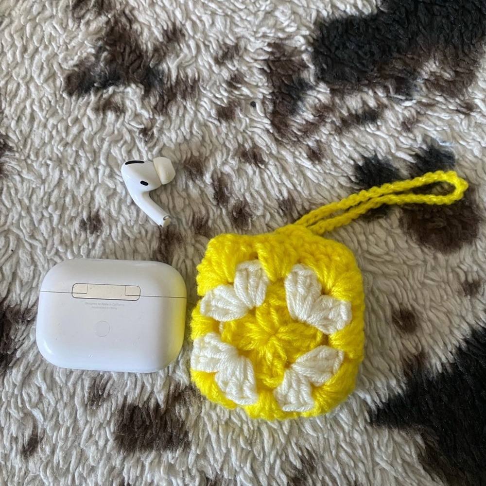 AirPods case - Picture 4 of 5